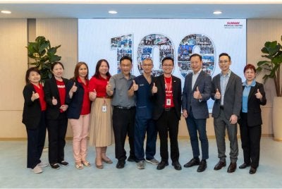 SMC meraikan pencapaian pembedahan tulang belakang robotik ke-100 dengan AiBLE™ Spine Surgical Suite