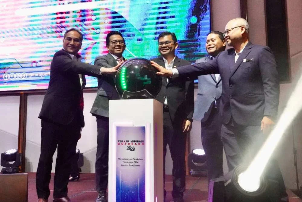 Gimik simbolik pelancaran Program TERAJU Aspirasi Outreach 2026 yang menandakan komitmen strategik dalam memperkukuh akses pembiayaan dan pembangunan usahawan Bumiputera.