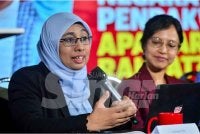 Nurhayati bercakap pada Sidang Media Pengasingan Kuasa Peguam Negara dan Pendakwa Raya: Apa Harapan Rakyat? di Studio F, Karangkraf, Shah Alam pada Khamis.