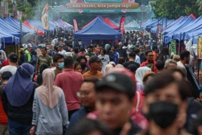 KPDN memberi amaran tegas kepada peniaga bazar Ramadan untuk memaparkan tanda harga dengan jelas. Foto hiasan