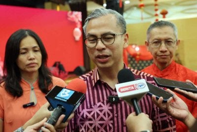 Fahmi ketika ditemui media pada Perhimpunan Bulanan Kementerian Komunikasi bagi Bulan Februari di Menara Komunikasi pada Khamis. Foto Bernama