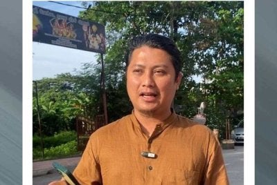 Mahkamah membatalkan perintah reman terhadap aktivis, Tamim Dahri dan tiga rakannya, berhubung isu perobohan kuil tidak sah di Taman Rawang Perdana.