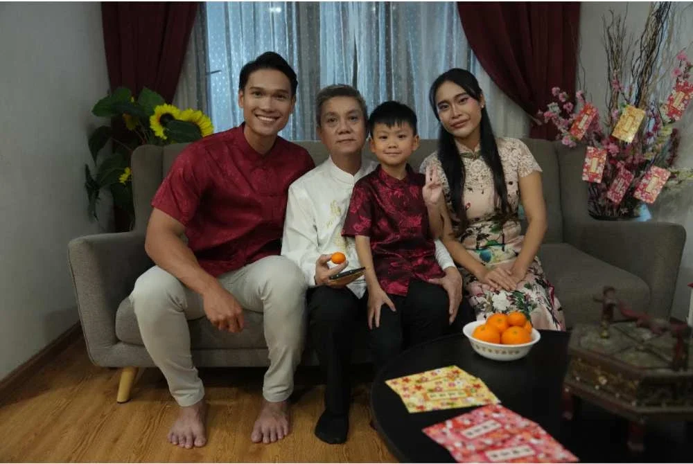 Keluarga bukan sekadar ikatan darah, tetapi juga terjalin melalui nilai kemanusiaan dan keikhlasan.