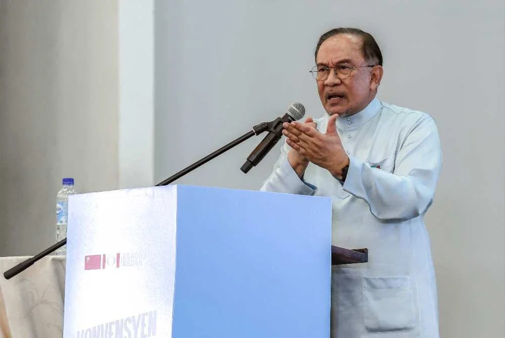 Anwar berucap merasmikan Konvensyen Keadilan Kedah pada Jumaat. Foto: Bernama