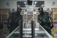 Sebanyak 154 premis yang menjalankan perniagaan rokok elektronik atau vape diserbu dalam Op E-Cig Mega yang dilaksanakan serentak di seluruh negara pada 10 Februari lalu. Foto Bernama