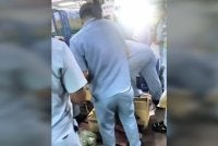 Tangkap layar video tular yang mendakwa sebuah premis di Bangi menjual minyak masak peket secara terbuka kepada warga asing.