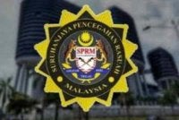 Ketua pengarah dan pengarah jabatan kerajaan dilepaskan dengan jaminan SPRM berkaitan kes seleweng dana RM900,000. Gambar hiasan 