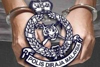 Dua lelaki dipercayai terbabit aktiviti pengedaran dadah ditahan dalam dua serbuan berasingan di ladang kelapa sawit di Tanjung Minyak pada 11 dan 12 Februari lepas. Gambar hiasan