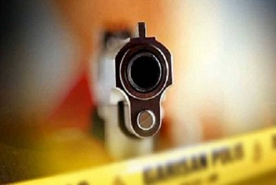 Polis sedang giat menjalankan siasatan bagi mengenal pasti motif dan suspek yang terlibat dalam kejadian pintu kaca pecah dipercayai ditembak di sebuah bank di Jalan Lanang di Sibu pada Ahad.