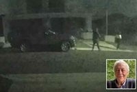 Rakaman kamera litar tertutup (CCTV) menunjukkan geng tersebut menceroboh kediaman mangsa pada minggu lalu. Foto Agensi