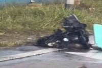 Seorang lelaki maut selepas motosikal yang ditunggangnya melawan arus dan bertembung dengan sebuah kereta di Sibu pada pagi Rabu.