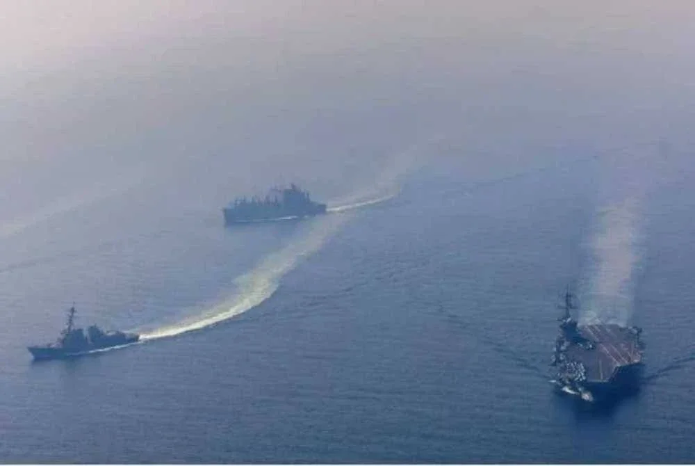 Armada AS diketuai USS Abraham Lincoln 'siap siaga' di Laut Arab sejak bulan lalu.