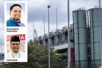  Pemuda PH Johor memandang serius gangguan bekalan air yang menjejaskan beberapa kawasan di negeri itu susulan paras Sungai Benut dan Empangan Machap dilaporkan berada pada tahap kritikal.