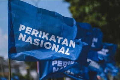 Dalam matematik politik, siapa cukup nombor dialah memimpin. 