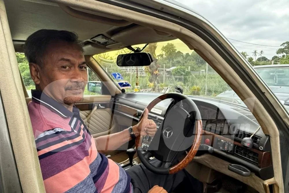 Jasmi berkata, minat mengumpul kereta klasik timbul kerana dilahirkan dalam keluarga miskin dan bercita-cita memiliki kenderaan tersebut, namun tidak berkemampuan ketika itu.