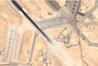 Imej satelit mendedahkan kehadiran jet pejuang halimunan F-35 yang lebih moden berbanding pesawat yang biasanya ditempatkan di pangkalan terbabit - Foto: Agensi