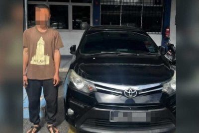 Individu yang ditahan untuk siasatan kes memandu kereta secara melulu dan berbahaya di ibu negara. Foto JSPT