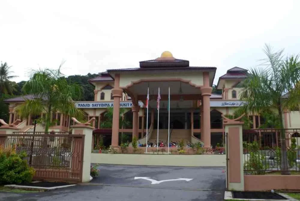 Program pada Selasa akan berlangsung di Masjid Sayyidina Ali, Bukit Katil, dengan penglibatan hampir 100 sukarelawan yang akan memasak dan mengagihkan bubur lambuk selepas solat Asar.