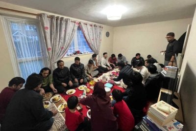 Majlis berbuka puasa Boston Manor, London, Ramadan 2023.