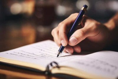 Atas rasa tanggungjawab dan simpati, saya menulis artikel tentang kesusahan keluarga tersebut. Foto hiasan