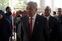 Ahmad Zahid tiba di Mahkamah Tinggi Kuala Lumpur pada jam 8.55 pagi bagi permohonan untuk dibebaskan sepenuhnya (DNA) daripada 47 kes membabitkan Yayasan Akalbudi. FOTO SINAR HARIAN/ ROSLI TALIB