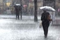 Ribut petir, hujan lebat dan angin kencang dijangka melanda banyak kawasan di Sabah hingga jam 4 petang ini. Gambar hiasan 