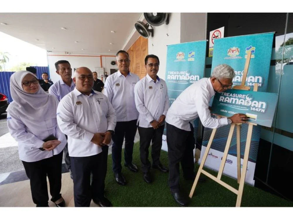 Aminuddin melancarkan Treasure Ramadan FAMA 1447H/2026 di ibu pejabat FAMA.