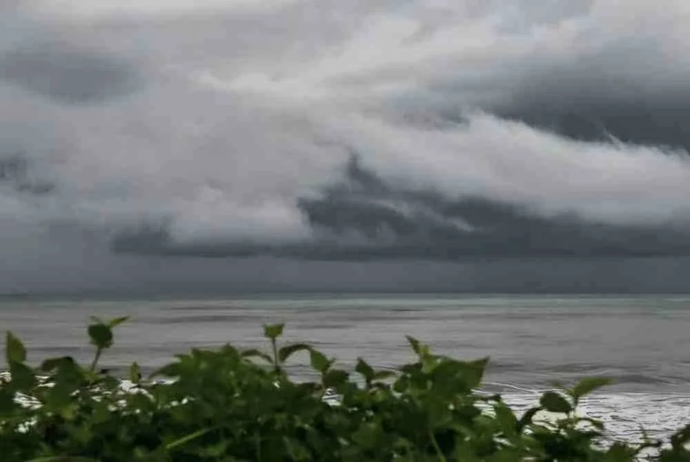 NRES memantau secara rapi situasi di Sabah yang dijangka terus mengalami corak cuaca lembap dalam tempoh lima hari akan datang.