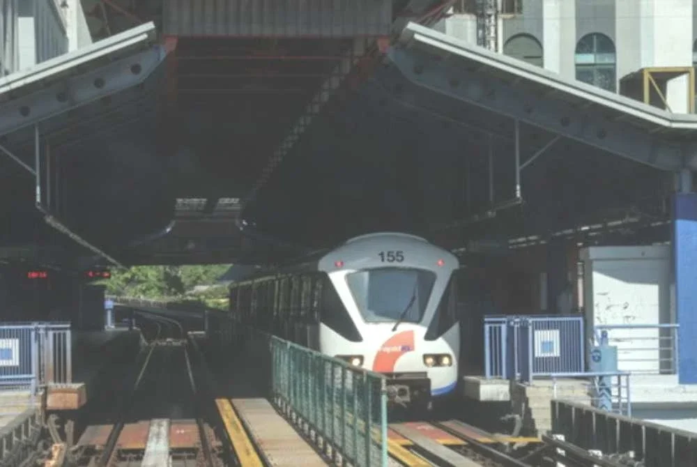 Gangguan teknikal berulang membabitkan LRT Laluan Kelana Jaya boleh menjejaskan keyakinan pengguna terhadap sistem pengangkutan awam negara. Gambar hiasan