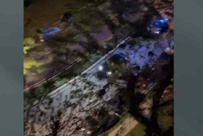 Video tular memaparkan sebuah kereta dikejar MPV polis di Jalan Taman Bukit Indah, Ampang Jaya pada Khamis.