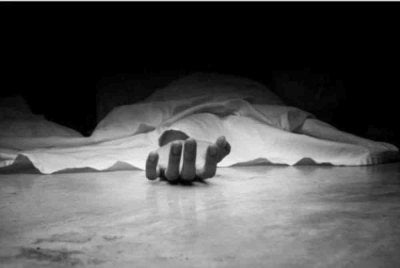  Seorang lelaki berusia 37 tahun tergamak menumbuk serta menendang ibu kandungnya berkali-kali hingga maut hanya kerana tidak puas hati dihidangkan makanan yang tidak digemarinya. Gambar hiasan. 