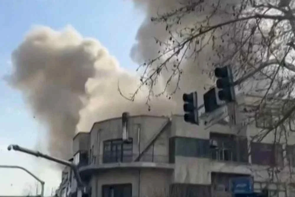 AS dan Israel melancarkan serangan ke atas Iran.