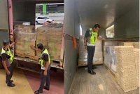 KPDN Kelantan menumpaskan aktiviti penyeludupan minyak masak ke negara jiran yang menggunakan khidmat tonto di Kampung Periok, Chabang Empat, Tumpat pada Khamis. Foto: KPDN