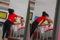 Gelagat Aleesa Nur Keisha yang dirakam ibunya.