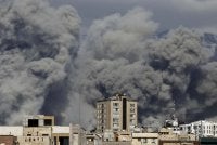 Bulan Sabit Merah Iran melaporkan serangan AS dan Israel di Teheran menyasarkan kawasan kemudahan perubatan. Foto Agensi