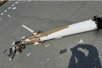 Angkatan tentera udara dan pasukan pertahanan udara UAE berjaya memintas dan memusnahkan 137 peluru berpandu balistik dan 209 dron yang dilancarkan ke arah wilayah negara itu sejak bermulanya serangan Iran - Foto: Agensi