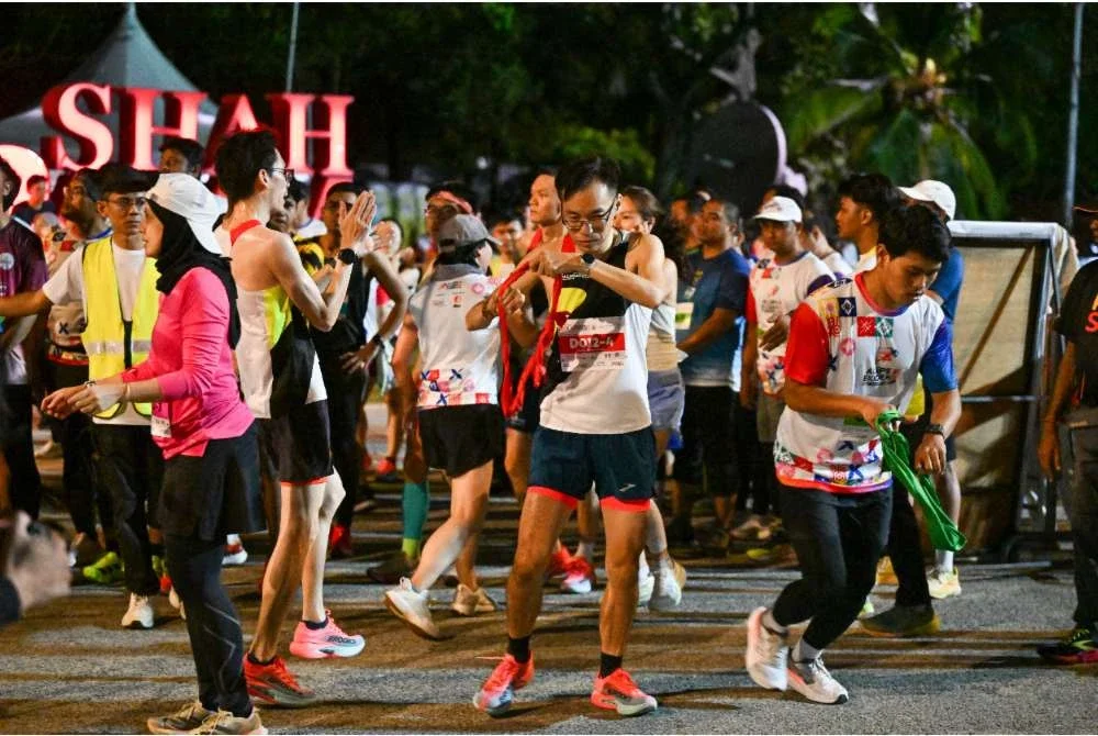 Format larian Ekiden yang berasal dari Jepun itu memerlukan empat pelari untuk melengkapkan jarak 22km secara bergilir-gilir, dengan menyerahkan tasuki sebagai simbol amanah dan kesinambungan perjuangan.
