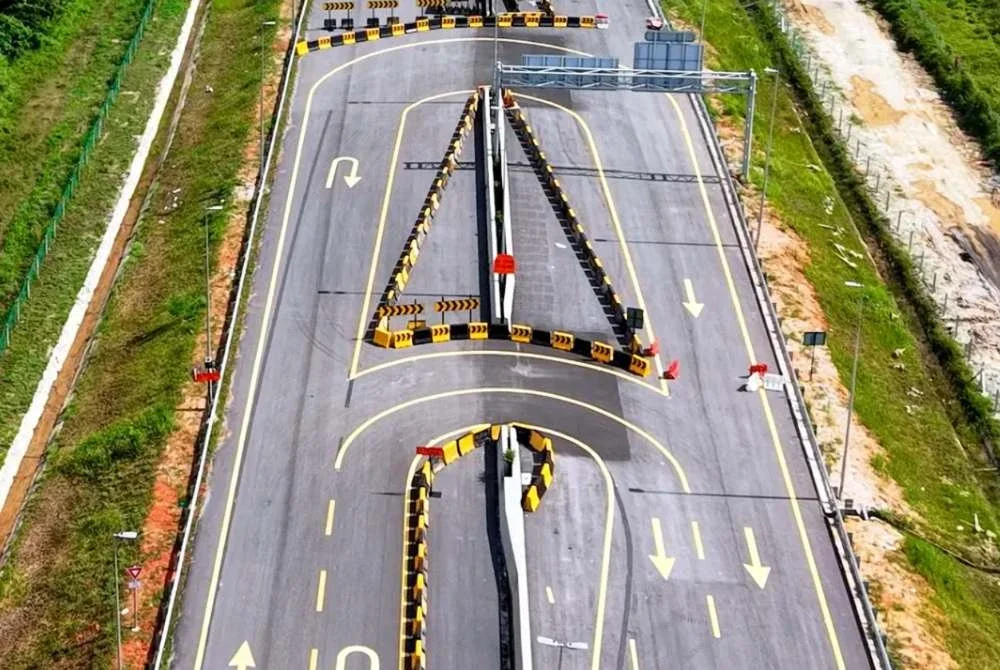 Gambar yang dirakam di susur pusingan U Sungai Kandis.