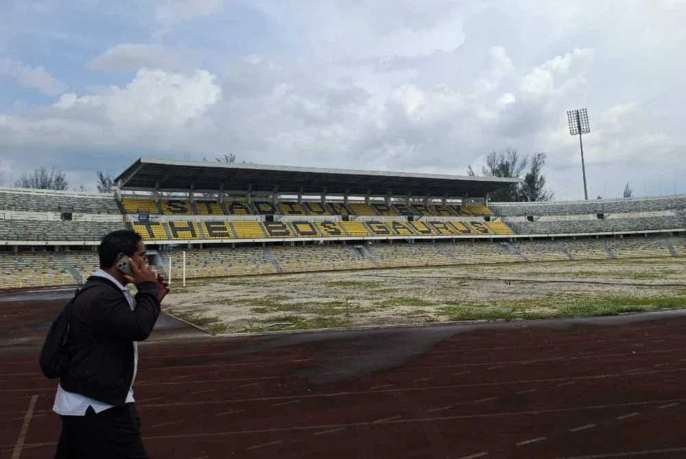 Stadium Perak kembali dibuka kepada perlawanan bola sepak sekitar September depan selepas projek naik taraf padang memasuki fasa akhir.