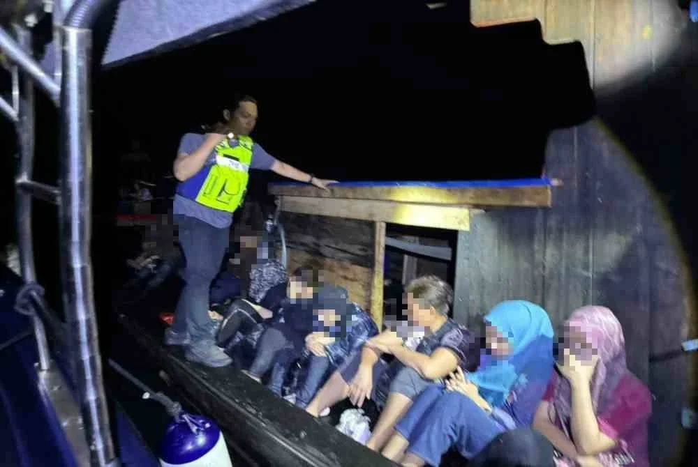 Cubaan PATI untuk pulang ke negara asal melalui jalan laut menggunakan khidmat sindiket hingga sanggup membayar RM2,000 ditumpaskan dalam serbuan di perairan Sabak Bernam, pada Isnin.