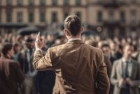 Merekalah manusia yang paling kuat bekerja dengan penuh amanah, berani, ikhlas demi rakyat dan negara. Foto hiasan