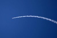 Serangan itu menyebabkan kebakaran pada dua buah kontena yang menyimpan bahan am.