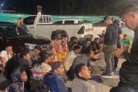 Antara individu yang diperiksa dalam Ops Bersepadu yang dijalankan di kawasan Bandar Baru Bataras, Keningau.