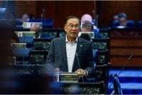 Anwar ketika Mesyuarat Pertama, Penggal Kelima Parlimen ke-15 Dewan Rakyat di Bangunan Parlimen pada Isnin. Foto Bernama