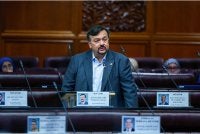 Amir Hamzah pada Mesyuarat Pertama, Penggal Kelima Parlimen ke-15 Dewan Negara di Bangunan Parlimen pada Isnin. Foto Bernama
