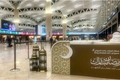 Kementerian telah memulakan libat urus peringkat tertinggi dengan syarikat penerbangan komersial bagi bagi mempercepatkan pengaturan penerbangan pulang. Foto fail AFP 