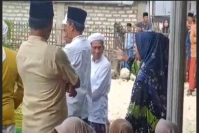 Penduduk tahan jenazah dikebumikan, minta waris janji selesaikan hutang. - Agensi