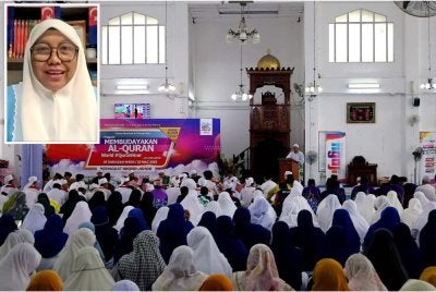  World #QuranHour kini di anjur di daerah Mersing selepas Parit Jawa, Muar tahun lalu - Gambar kecil (Rodziah)