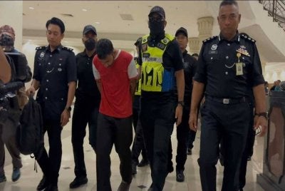 Pejabat Peguam Negara mengarahkan agar individu terlibat didakwa atas dua pertuduhan, sekali gus memberi isyarat jelas bahawa perbuatan menghina agama tidak akan dipandang ringan.
