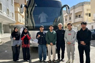 Tujuh pelajar Selangor yang dilaporkan terkandas di Jeddah, Arab Saudi, kini telah dipindahkan ke Jordan susulan konflik di Asia Barat.